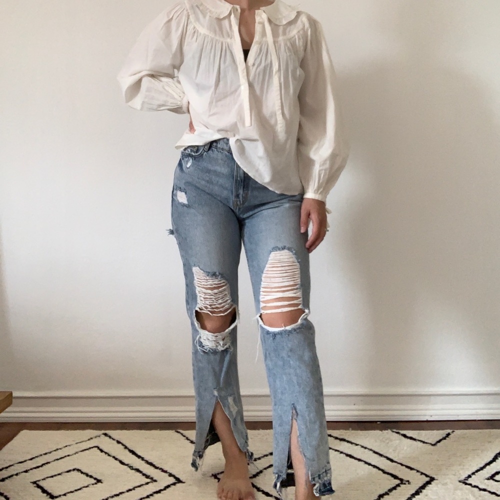 Zara Destructed Jean Size 26